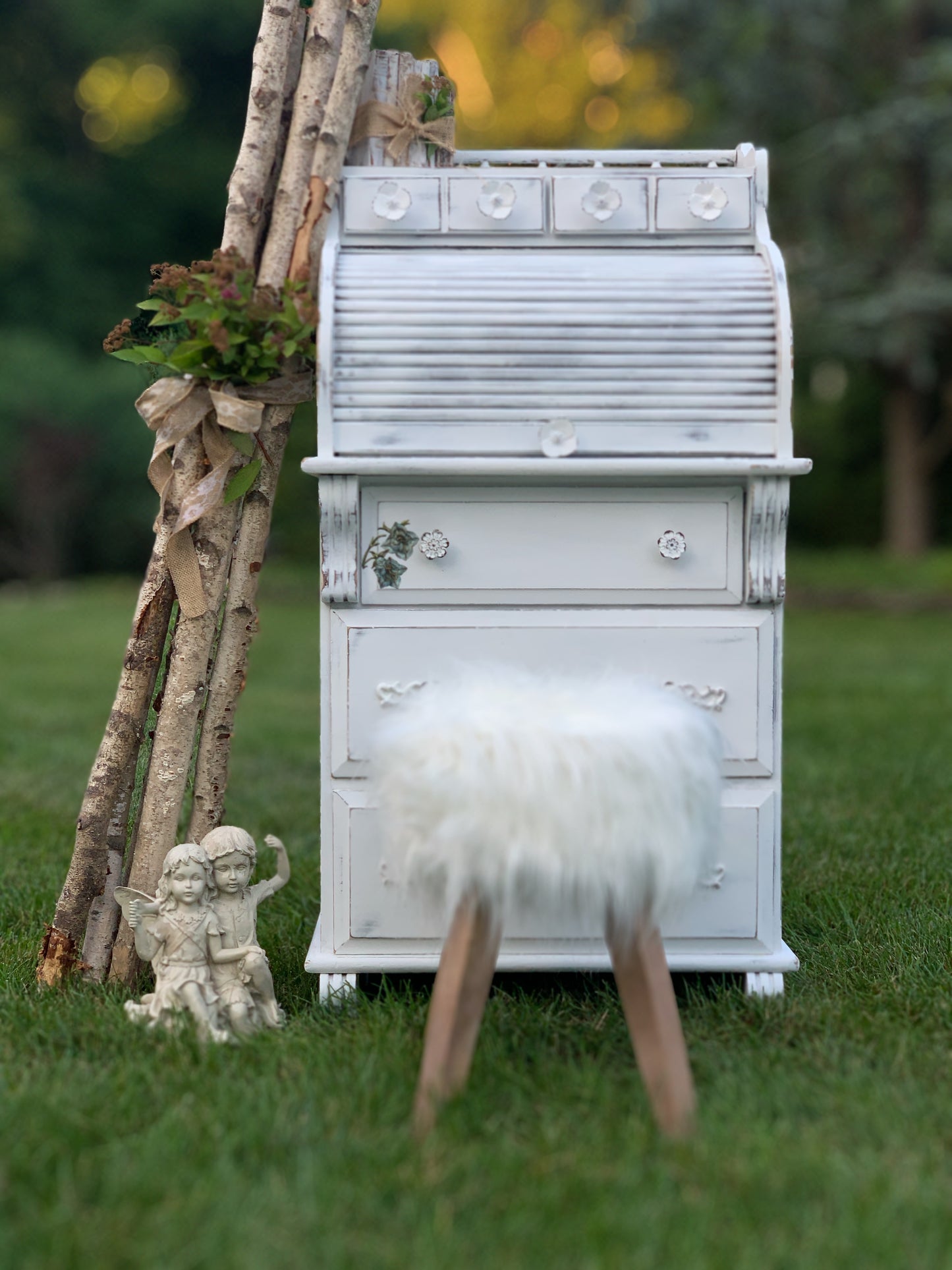 Mini Vintage Dresser